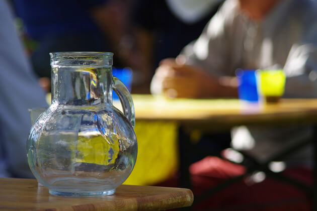 Acqua filtrata per ristoranti