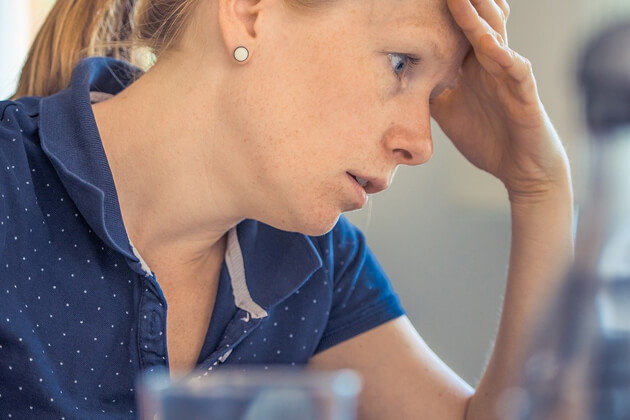 Bere acqua quando il cervello è sotto stress